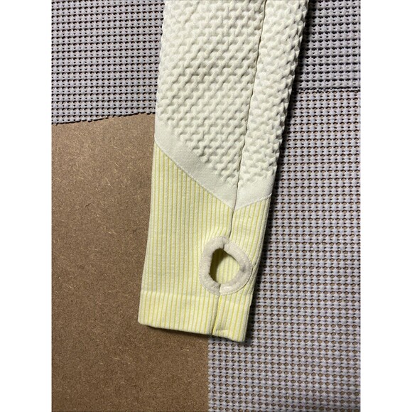 Mix Crop Jacket Performance Yellow Womens Medium Thumb‎ Holes Running Outdoor - Picture 2 of 4